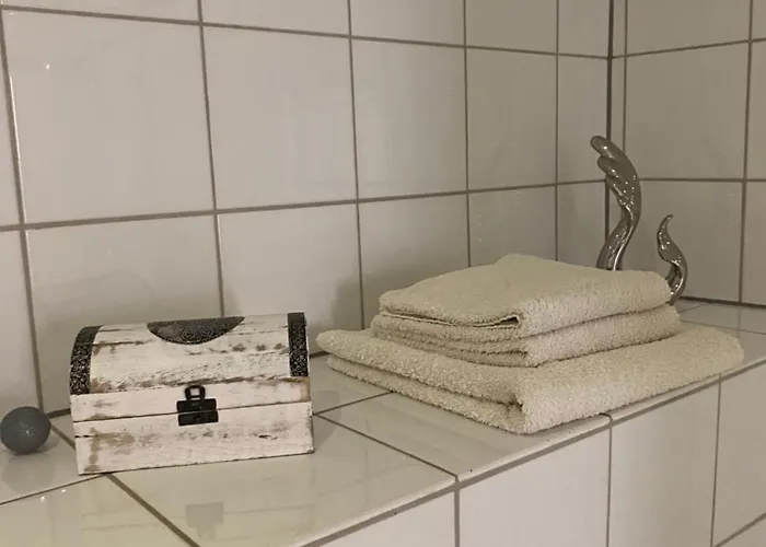 Zentral An Der Moselpromenade Zell