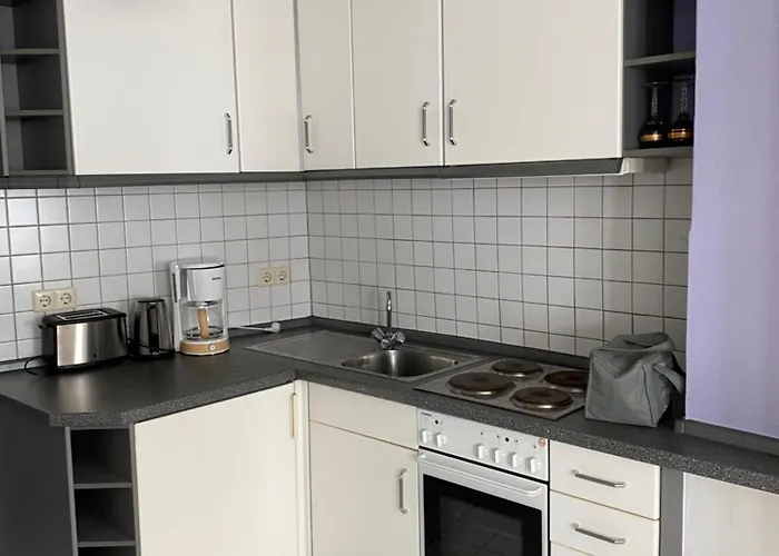 Zentral An Der Moselpromenade Zell